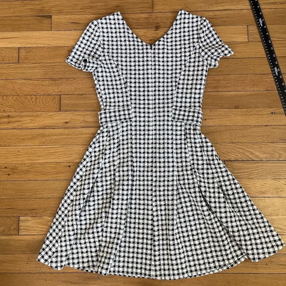 DKNY Women's Size 2 Black White Gingham Short Sleeve Fit And Flare Dress Stretch - Picture 6 of 9
